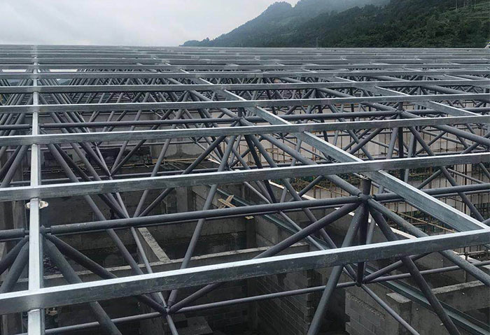 上饶仁怀冠英学校艺体楼网架